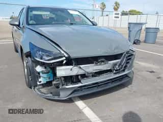 2021 Hyundai Sonata SE with VIN 5NPEG4JA5MH127335, listed as a IAAI auction lot 43302179 with 67,541 mi miles and . Bid and sale history available at DreamBid. Image 6.