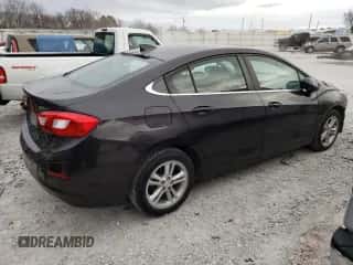 ✅ 2017 Chevrolet Cruze LT • VIN: 1G1BE5SM1H7225224 • Лот: 72656232. Размещён на Copart с пробегом 95 541 миль миль. Получите бесплатный доступ к архиву аукционных продаж из США и посмотрите подробный отчёт об истории автомобиля на DreamBid. Изображение 3.