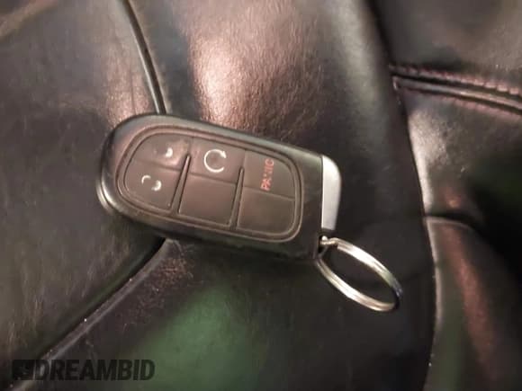 ✅ 2014 Jeep Cherokee Trailhawk • VIN: 1C4PJMBB1EW104938 • Лот: 43736578. Опубликован ранее на IAAI с пробегом 184 413 миль. Бесплатный доступ к архиву аукционных продаж из США и подробный отчёт об истории автомобиля на DreamBid. Изображение 11.