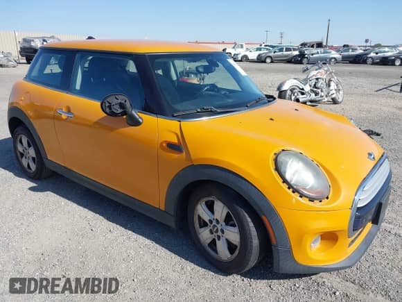 2014 MINI Hardtop with VIN WMWXM5C53ET934034, listed as a IAAI auction lot 42375051 with 73,046 mi miles and . Bid and sale history available at DreamBid. Image 1.
