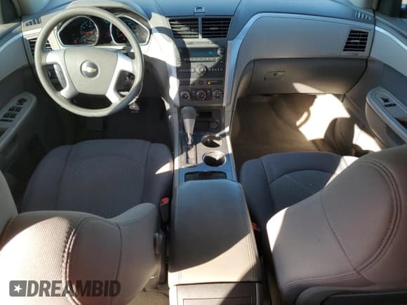 ✅ 2009 Chevrolet Traverse LS • VIN: 1GNER13D29S123176 • Lot: 87045525. Wystawiony na Copart z przebiegiem 89 451 mil. Bezpłatny archiwum sprzedaży aukcyjnych z USA i szczegółowy raport historii pojazdu na DreamBid. Zdjęcie 8.