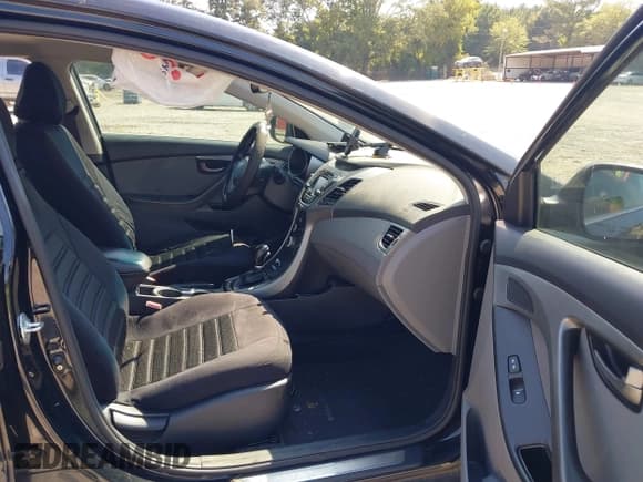 ✅ 2016 Hyundai Elantra Sport • VIN: KMHDH4AH3GU586536 • Lot: 43123788. Listed on IAAI with 113,897 mi. Free auction sales archive from the USA and detailed vehicle history report at DreamBid. Image 5.