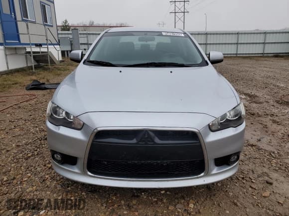 ✅ 2014 Mitsubishi Lancer GT • VIN: JA32U8FW2EU016013 • Lot: 85891995. Wystawiony na Copart z przebiegiem 69 668 mil. Bezpłatny archiwum sprzedaży aukcyjnych z USA i szczegółowy raport historii pojazdu na DreamBid. Zdjęcie 5.