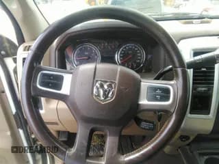 ✅ 2010 Dodge 1500 SLT • VIN: 1D7RB1CT9AS209309 • Lot: 42292346. Wystawiony na IAAI z przebiegiem 199 000 mil. Bezpłatny archiwum sprzedaży aukcyjnych z USA i szczegółowy raport historii pojazdu na DreamBid. Zdjęcie 6.