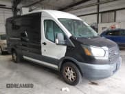 ✅ 2015 Ford Transit Cargo • VIN: 1FTYR2CM8FKA73018 • Лот: 43504238. Опубликован ранее на IAAI с пробегом 228 357 миль. Бесплатный доступ к архиву аукционных продаж из США и подробный отчёт об истории автомобиля на DreamBid. Изображение 1.