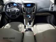 ✅ 2012 Ford Focus SEL • VIN: 1FAHP3H29CL107580 • Lot: 67666505. Wystawiony na Copart z przebiegiem 110 756 mil. Bezpłatny archiwum sprzedaży aukcyjnych z USA i szczegółowy raport historii pojazdu na DreamBid. Zdjęcie 8.