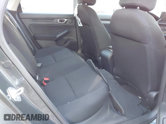 ✅ 2023 Honda Civic LX • VIN: 2HGFE2F21PH562657 • Lot: 43718564. Wystawiony na IAAI z przebiegiem 30 476 mil. Bezpłatny archiwum sprzedaży aukcyjnych z USA i szczegółowy raport historii pojazdu na DreamBid. Zdjęcie 8.