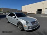 ✅ 2009 Cadillac STS RWD • VIN: 1G6DK67V190122169 • Lot: 53591735. Wystawiony na Copart z przebiegiem 122 418 mil. Bezpłatny archiwum sprzedaży aukcyjnych z USA i szczegółowy raport historii pojazdu na DreamBid. Zdjęcie 1.