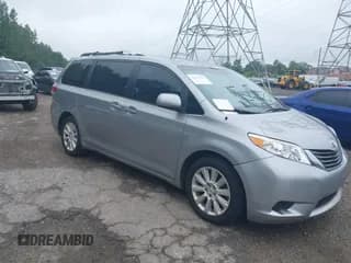 ✅ 2012 Toyota Sienna LE • VIN: 5TDJK3DC0CS043355 • Lot: 42681187. Wystawiony na IAAI z przebiegiem 78 371 mil. Bezpłatny archiwum sprzedaży aukcyjnych z USA i szczegółowy raport historii pojazdu na DreamBid. Zdjęcie 1.