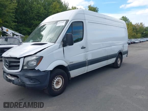 ✅ 2014 Mercedes-Benz Sprinter • VIN: WD3PE8DE7E5901696 • Lot: 43079855. Wystawiony na IAAI z przebiegiem 424 967 mil. Bezpłatny archiwum sprzedaży aukcyjnych z USA i szczegółowy raport historii pojazdu na DreamBid. Zdjęcie 2.