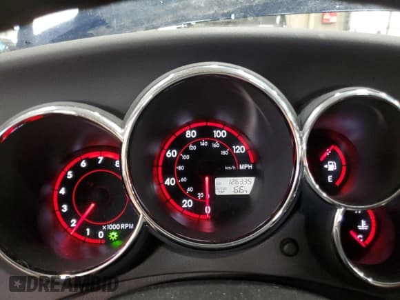 ✅ 2004 Pontiac Vibe • VIN: 5Y2SM64874Z440279 • Lot: 44702865. Wystawiony na Copart z przebiegiem 126 335 mil. Bezpłatny archiwum sprzedaży aukcyjnych z USA i szczegółowy raport historii pojazdu na DreamBid. Zdjęcie 9.