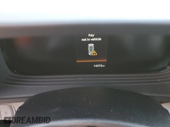 ✅ 2024 Hyundai Venue Limited • VIN: KMHRC8A38RU311652 • Lot: 46458545. Wystawiony na Copart z przebiegiem 14 272 mil. Bezpłatny archiwum sprzedaży aukcyjnych z USA i szczegółowy raport historii pojazdu na DreamBid. Zdjęcie 9.