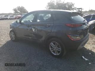 ✅ 2022 Hyundai Kona SE • VIN: KM8K22AB0NU793228 • Лот: 74660333. Опубликован ранее на Copart с пробегом 23 845 миль. Бесплатный доступ к архиву аукционных продаж из США и подробный отчёт об истории автомобиля на DreamBid. Изображение 2.