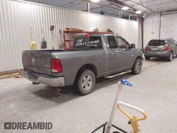 ✅ 2009 Dodge 1500 TRX • VIN: 1D3HV18P09S803945 • Lot: 41465266. Wystawiony na IAAI z przebiegiem 277 671 mil. Bezpłatny archiwum sprzedaży aukcyjnych z USA i szczegółowy raport historii pojazdu na DreamBid. Zdjęcie 4.