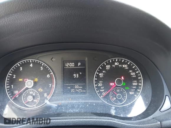 ✅ 2013 Volkswagen Passat S • VIN: 1VWAP7A38DC133589 • Lot: 42187123. Listed on IAAI with 201,425 mi. Free auction sales archive from the USA and detailed vehicle history report at DreamBid. Image 7.