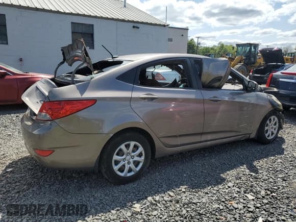 ✅ 2014 Hyundai Accent GLS • VIN: KMHCT4AE1EU598679 • Лот: 67262284. Опубликован ранее на Copart с пробегом Не указан. Бесплатный доступ к архиву аукционных продаж из США и подробный отчёт об истории автомобиля на DreamBid. Изображение 3.