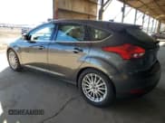 ✅ 2016 Ford Focus Electric • VIN: 1FADP3R4XGL406256 • Lot: 82641725. Wystawiony na Copart z przebiegiem 29 429 mil. Bezpłatny archiwum sprzedaży aukcyjnych z USA i szczegółowy raport historii pojazdu na DreamBid. Zdjęcie 2.
