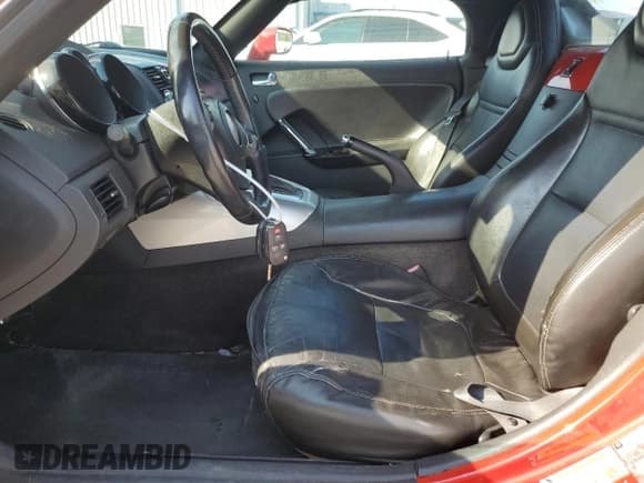 ✅ 2008 Saturn Sky • VIN: 1G8MC35B38Y133671 • Лот: 81038665. Опубликован ранее на Copart с пробегом 146 870 миль. Бесплатный доступ к архиву аукционных продаж из США и подробный отчёт об истории автомобиля на DreamBid. Изображение 7.