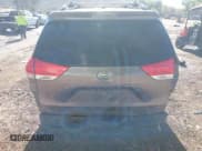 ✅ 2014 Toyota Sienna LE AAS • VIN: 5TDKK3DC5ES464205 • Lot: 43066275. Listed on IAAI with 194,999 mi. Free auction sales archive from the USA and detailed vehicle history report at DreamBid. Image 17.