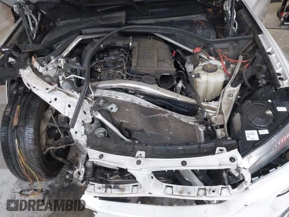 ✅ 2017 BMW X5 xDrive35i • VIN: 5UXKR0C33H0V83744 • Lot: 43542647. Listed on IAAI with Not provided. Free auction sales archive from the USA and detailed vehicle history report at DreamBid. Image 10.