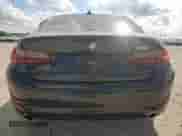 2022 BMW 3 Series 330i z VIN 3MW5R1J06N8C27011, wystawiony jako Copart lot #80242315 z przebiegiem Nie podano mil oraz Szkoda całkowita • Salvage title. Historia ofert i sprzedaży dostępna na DreamBid. Obrazek 6.