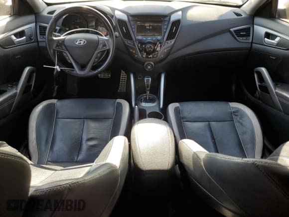 ✅ 2014 Hyundai Veloster Turbo • VIN: KMHTC6AEXEU208366 • Lot: 85197434. Wystawiony na Copart z przebiegiem 125 977 mil. Bezpłatny archiwum sprzedaży aukcyjnych z USA i szczegółowy raport historii pojazdu na DreamBid. Zdjęcie 8.