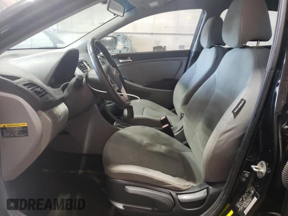 ✅ 2012 Hyundai Accent SE • VIN: KMHCU5AE7CU054252 • Лот: 72795804. Опубликован ранее на Copart с пробегом 175 976 миль. Бесплатный доступ к архиву аукционных продаж из США и подробный отчёт об истории автомобиля на DreamBid. Изображение 7.