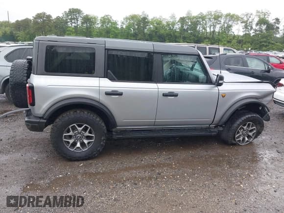 ✅ 2021 Ford Bronco • VIN: 1FMEE5DP7MLA78805 • Lot: 42363222. Listed on IAAI with 57,510 mi. Free auction sales archive from the USA and detailed vehicle history report at DreamBid. Image 13.