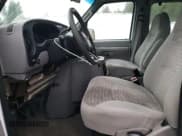 ✅ 2002 Ford Econoline Passenger XL • VIN: 1FBSS31L82HA61523 • Лот: 84911784. Опубликован ранее на Copart с пробегом 71 107 миль. Бесплатный доступ к архиву аукционных продаж из США и подробный отчёт об истории автомобиля на DreamBid. Изображение 7.