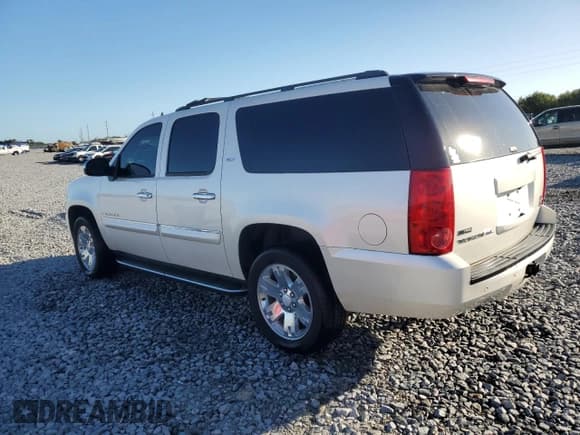 ✅ 2008 GMC Yukon XL SLT 4SB • VIN: 1GKFK16338R232521 • Лот: 90320765. Опубликован ранее на Copart с пробегом 194 482 миль. Бесплатный доступ к архиву аукционных продаж из США и подробный отчёт об истории автомобиля на DreamBid. Изображение 2.