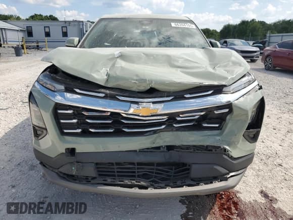 ✅ 2025 Chevrolet Equinox AWD LT • VIN: 3GNAXPEG8SL170151 • Lot: 66394105. Wystawiony na Copart z przebiegiem 16 377 mil. Bezpłatny archiwum sprzedaży aukcyjnych z USA i szczegółowy raport historii pojazdu na DreamBid. Zdjęcie 5.