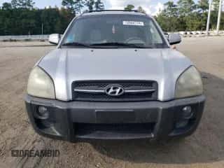 2005 Hyundai Tucson GLS z VIN KM8JN12DX5U212587, wystawiony jako Copart lot #72044114 z przebiegiem 128 993 mil mil oraz Szkoda całkowita • Salvage title. Historia ofert i sprzedaży dostępna na DreamBid. Obrazek 5.
