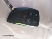 ✅ 2025 Chevrolet Silverado 1500 LT Trail Boss • VIN: 3GCUKFED5SG366335 • Lot: 43010115. Wystawiony na IAAI z przebiegiem Nie podano. Bezpłatny archiwum sprzedaży aukcyjnych z USA i szczegółowy raport historii pojazdu na DreamBid. Zdjęcie 11.