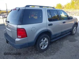 ✅ 2003 Ford Explorer XLT • VIN: 1FMZU73K93ZB43008 • Lot: 43589572. Wystawiony na IAAI z przebiegiem 248 714 mil. Bezpłatny archiwum sprzedaży aukcyjnych z USA i szczegółowy raport historii pojazdu na DreamBid. Zdjęcie 4.