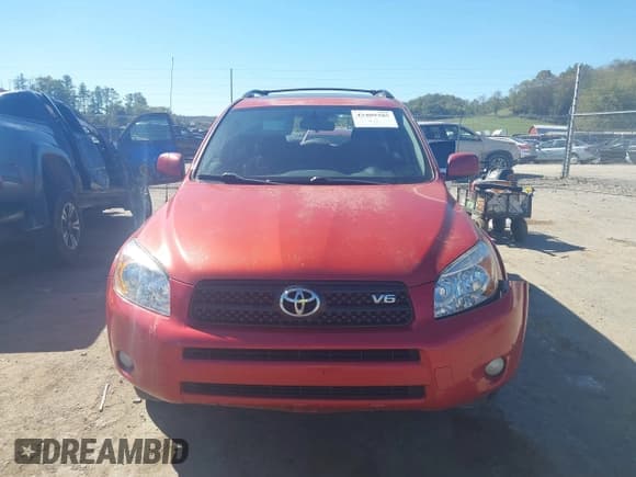 ✅ 2008 Toyota RAV4 Sport • VIN: JTMBK32V186035992 • Lot: 43409385. Listed on IAAI with 178,997 mi. Free auction sales archive from the USA and detailed vehicle history report at DreamBid. Image 13.