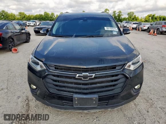 ✅ 2021 Chevrolet Traverse LT • VIN: 1GNERHKW7MJ156457 • Lot: 66192075. Wystawiony na Copart z przebiegiem 57 212 mil. Bezpłatny archiwum sprzedaży aukcyjnych z USA i szczegółowy raport historii pojazdu na DreamBid. Zdjęcie 5.