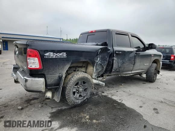 ✅ 2021 Ram 2500 Tradesman • VIN: 3C6UR5CJ4MG654825 • Lot: 70721465. Wystawiony na Copart z przebiegiem 54 606 mil. Bezpłatny archiwum sprzedaży aukcyjnych z USA i szczegółowy raport historii pojazdu na DreamBid. Zdjęcie 3.