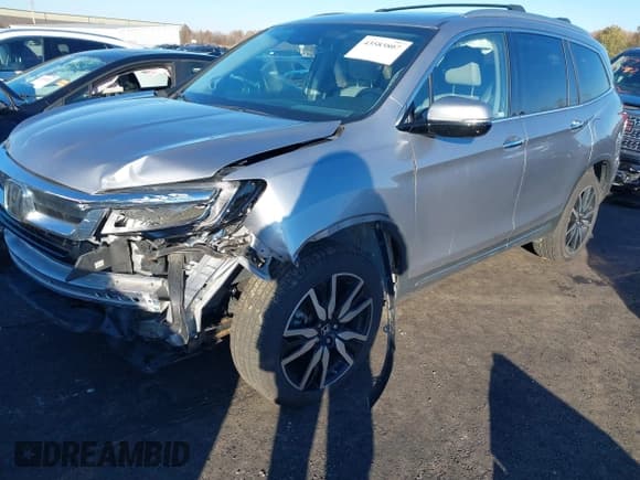 ✅ 2019 Honda Pilot Elite • VIN: 5FNYF6H05KB085785 • Лот: 43583807. Опубликован ранее на IAAI с пробегом 70 457 миль. Бесплатный доступ к архиву аукционных продаж из США и подробный отчёт об истории автомобиля на DreamBid. Изображение 18.