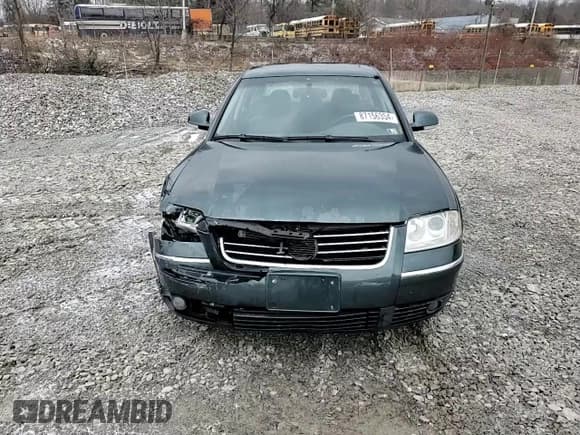 ✅ 2004 Volkswagen Passat GLS • VIN: WVWPE63B14E346132 • Lot: 87156354. Wystawiony na Copart z przebiegiem 70 719 mil. Bezpłatny archiwum sprzedaży aukcyjnych z USA i szczegółowy raport historii pojazdu na DreamBid. Zdjęcie 11.