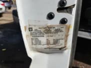 ✅ 2005 Chevrolet Silverado 2500HD LS • VIN: 1GCHK23U95F929468 • Lot: 92312705. Wystawiony na Copart z przebiegiem 314 955 mil. Bezpłatny archiwum sprzedaży aukcyjnych z USA i szczegółowy raport historii pojazdu na DreamBid. Zdjęcie 12.