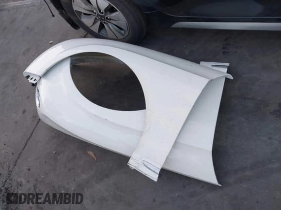 ✅ 2013 Bentley Continental GT • VIN: SCBGR3ZA8DC079426 • Lot: 41688476. Listed on IAAI with 33,576 mi. Free auction sales archive from the USA and detailed vehicle history report at DreamBid. Image 12.