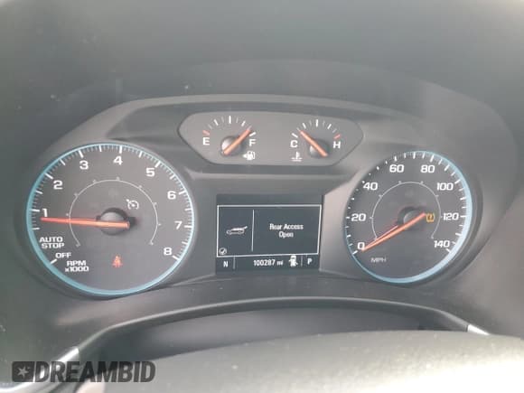 ✅ 2020 Chevrolet Equinox LS • VIN: 3GNAXHEV4LS719713 • Lot: 86851265. Wystawiony na Copart z przebiegiem 100 287 mil. Bezpłatny archiwum sprzedaży aukcyjnych z USA i szczegółowy raport historii pojazdu na DreamBid. Zdjęcie 9.