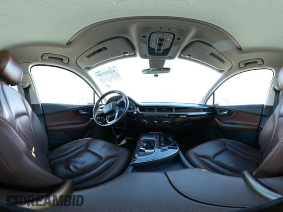 ✅ 2017 Audi Q7 Premium • VIN: WA1AAAF76HD019257 • Lot: 42292549. Wystawiony na IAAI z przebiegiem 55 067 mil. Bezpłatny archiwum sprzedaży aukcyjnych z USA i szczegółowy raport historii pojazdu na DreamBid. Zdjęcie 18.