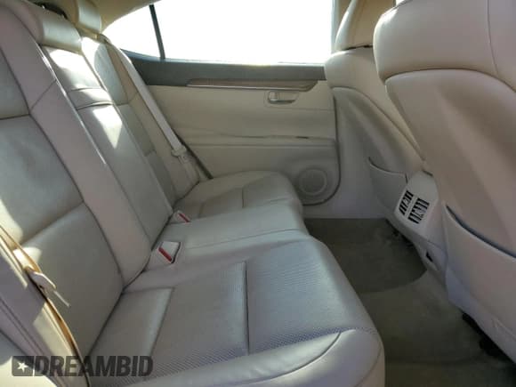 ✅ 2015 Lexus ES 300h • VIN: JTHBW1GG3F2091857 • Лот: 87357495. Опубликован ранее на Copart с пробегом 143 704 миль. Бесплатный доступ к архиву аукционных продаж из США и подробный отчёт об истории автомобиля на DreamBid. Изображение 10.