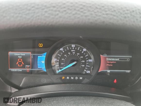 ✅ 2015 Ford Expedition Max Limited • VIN: 1FMJK2AT6FEF08645 • Lot: 81501055. Wystawiony na Copart z przebiegiem 135 301 mil. Bezpłatny archiwum sprzedaży aukcyjnych z USA i szczegółowy raport historii pojazdu na DreamBid. Zdjęcie 9.