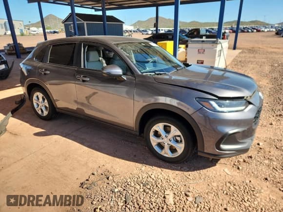 ✅ 2024 Honda HR-V LX • VIN: 3CZRZ1H38RM761400 • Lot: 86896385. Listed on Copart with 23,893 mi. Free auction sales archive from the USA and detailed vehicle history report at DreamBid. Image 4.