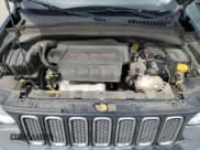 ✅ 2017 Jeep Renegade Latitude • VIN: ZACCJABB0HPF37648 • Лот: 70269605. Опубликован ранее на Copart с пробегом 146 075 миль. Бесплатный доступ к архиву аукционных продаж из США и подробный отчёт об истории автомобиля на DreamBid. Изображение 12.