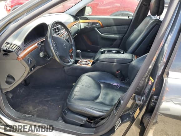 ✅ 2002 Mercedes-Benz S 430 • VIN: WDBNG70J62A288492 • Lot: 75062694. Wystawiony na Copart z przebiegiem Nie podano. Bezpłatny archiwum sprzedaży aukcyjnych z USA i szczegółowy raport historii pojazdu na DreamBid. Zdjęcie 7.