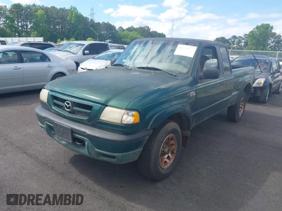 ✅ 2001 Mazda B-Series DS • VIN: 4F4YR16U51TM20742 • Lot: 42168749. Listed on IAAI with 226,272 mi. Free auction sales archive from the USA and detailed vehicle history report at DreamBid. Image 2.