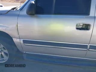 ✅ 2004 Chevrolet Suburban LS • VIN: 3GNEC16Z54G326412 • Лот: 41270301. Опубликован ранее на IAAI с пробегом Не указан. Бесплатный доступ к архиву аукционных продаж из США и подробный отчёт об истории автомобиля на DreamBid. Изображение 6.